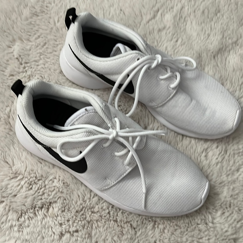 Nike white womens 9